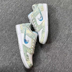 Dunk Low Steam Puppet White Green
