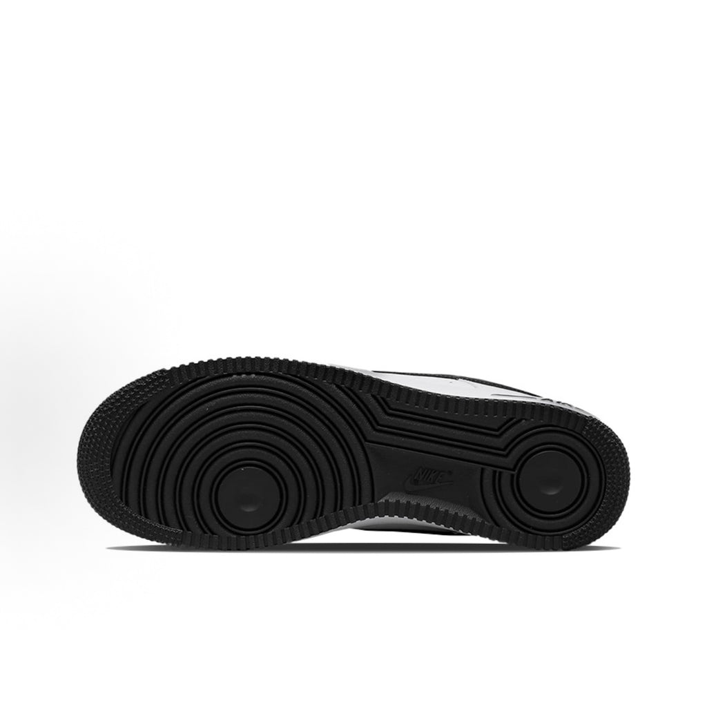 Nike Air Force 1 Low-top skate shoes, white and black