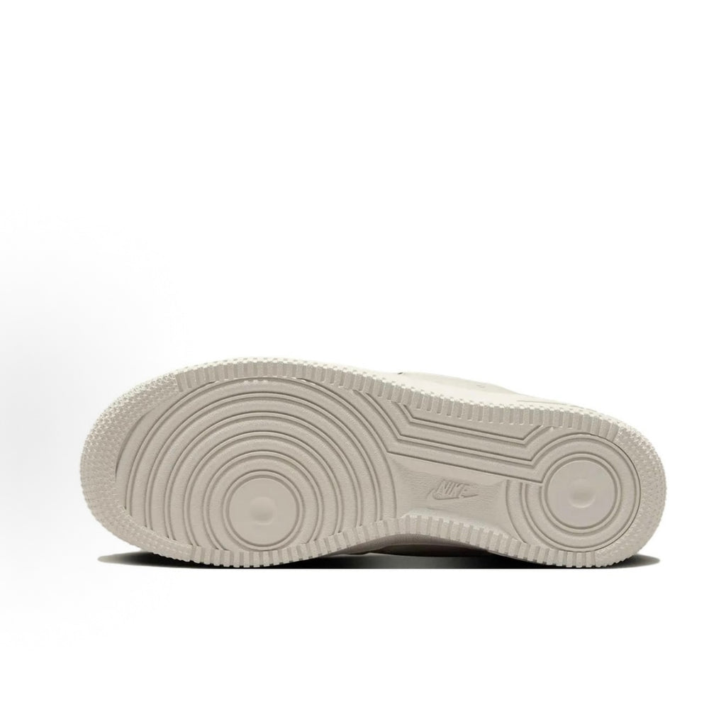 Nike Air Force 1 Women's Low-Top Sneakers – Light Bone (Split-Suede)