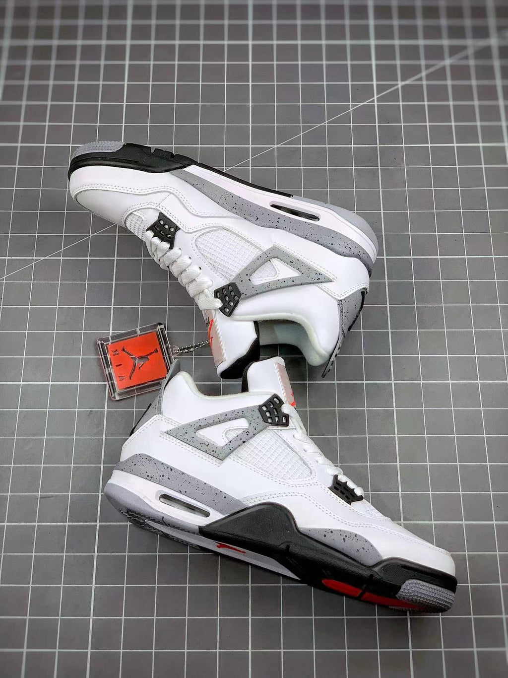 AJ4 Retro White Cement