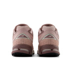 New Balance 2002R U20026CU – New Balance sneaker view 6
