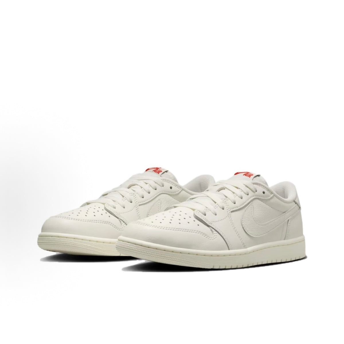 Jordan Air Jordan 1 Low Retro Basketball Shoes (Men's) - White