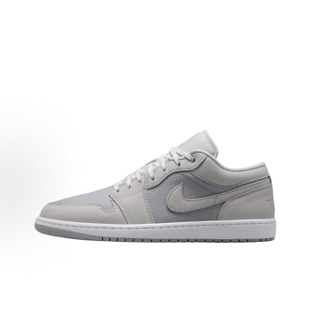 Jordan Air Jordan 1 Retro Men's Basketball Shoes (Light Grey)