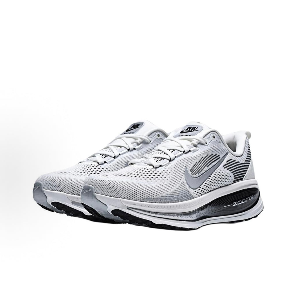 Nike Vomero 18 RR Men's Casual Running Shoes - White