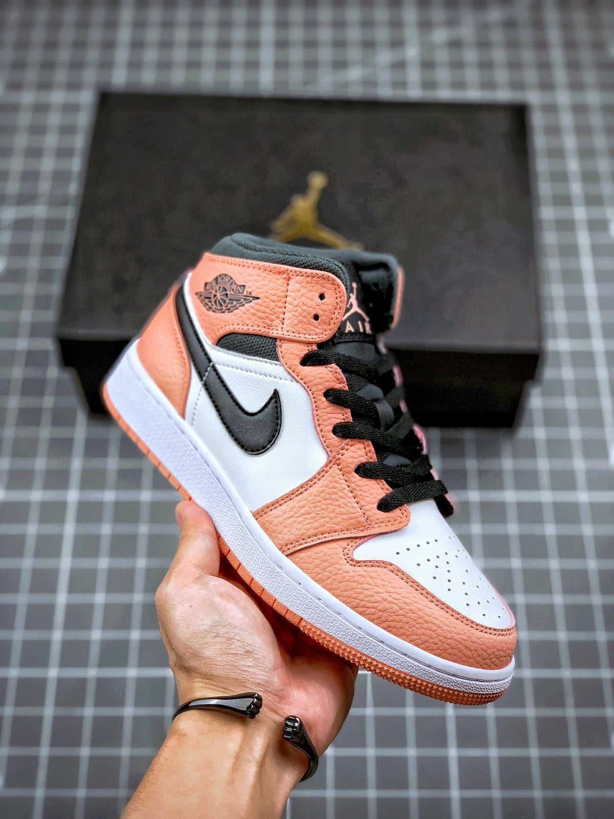 AJ1 Pink Quartz