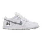 SB Dunk X Supreme White Metallic Silver (2025)